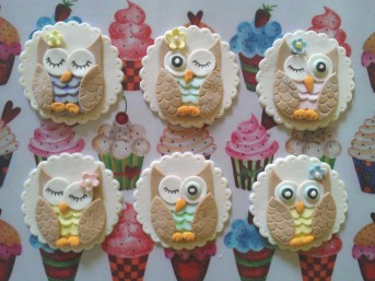 Fondant Owls Toppers